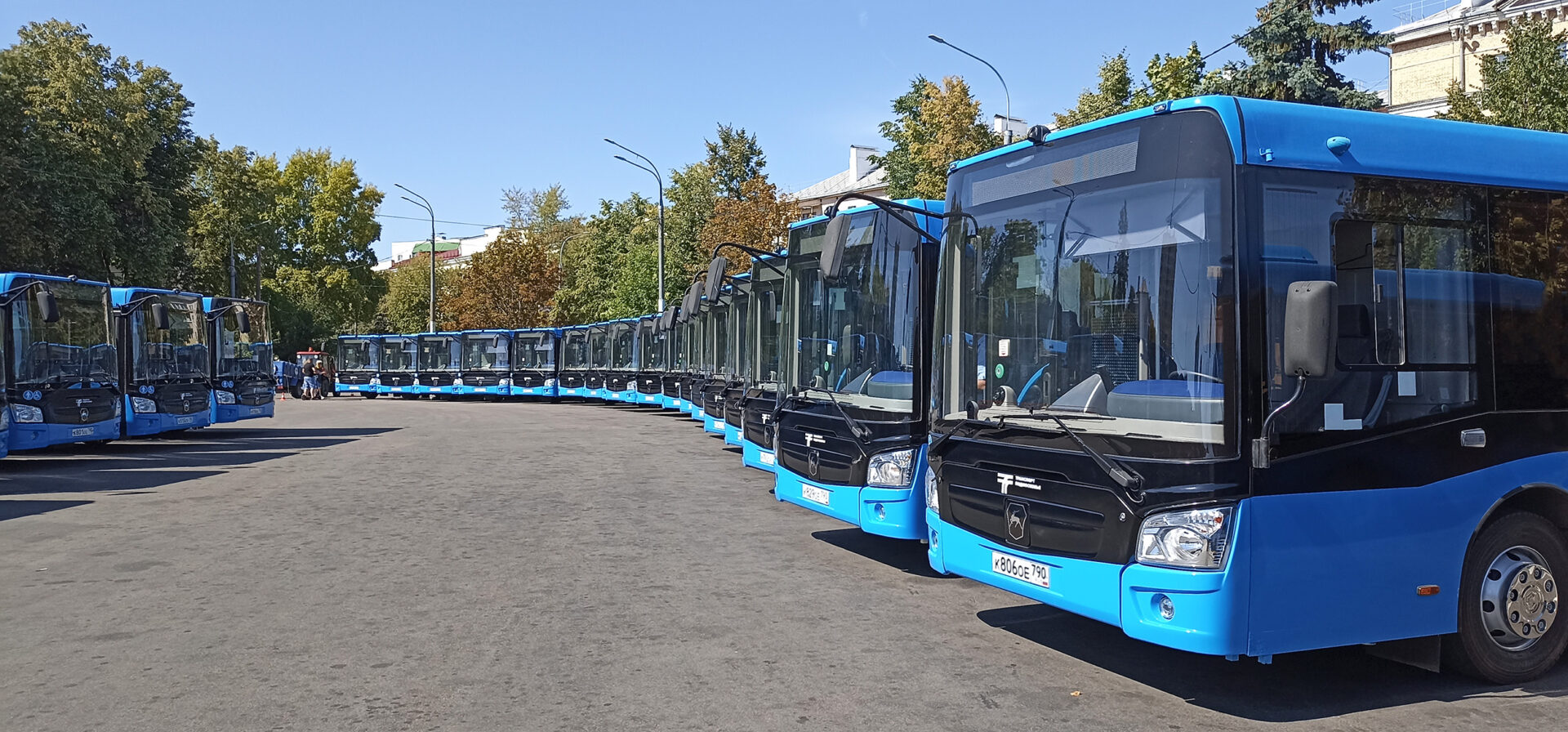 110 автобусов ЛиАЗ-4292 для Подмосковья