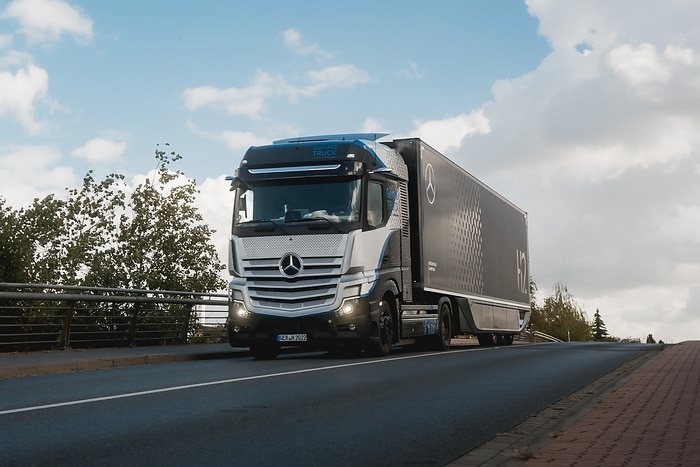 d650837 daimler truck demonstrates practicality of hydrogen trucks at the iaa transportation 2022