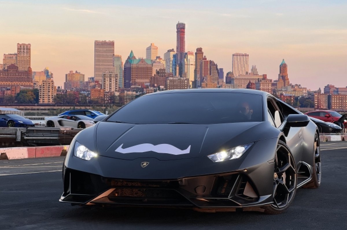 В Москве открылся салон поставляемых по параллельному импорту Lamborghini