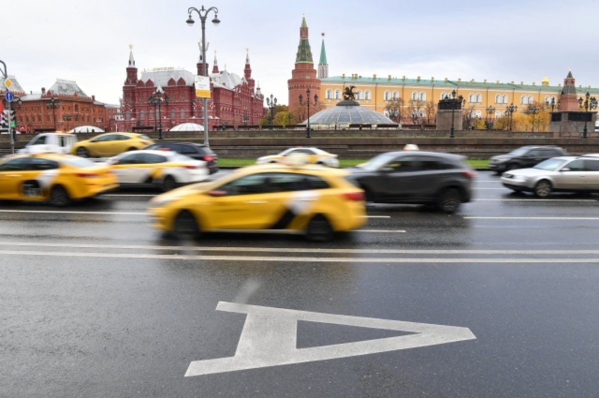 В Москве запустили новые выделенные полосы для городского транспорта