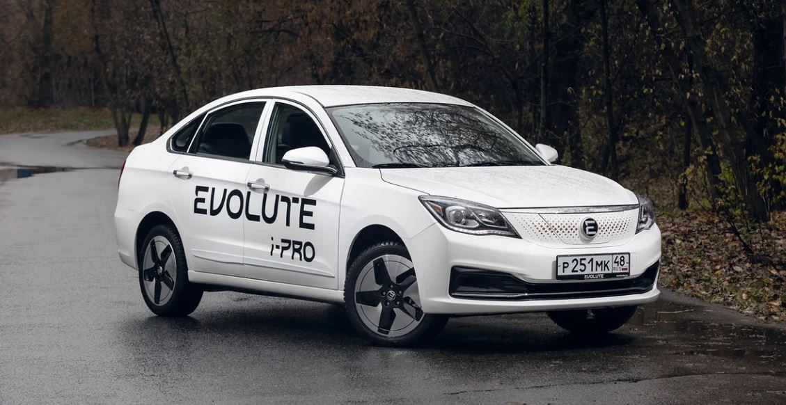 Evolute i-PRO стал самым популярным электрокаром в России, обогнав Volkswagen ID.4