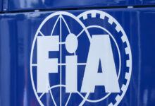 Петров: FIA не запрещала российским гонщикам выступать в соревнованиях под своей эгидой
