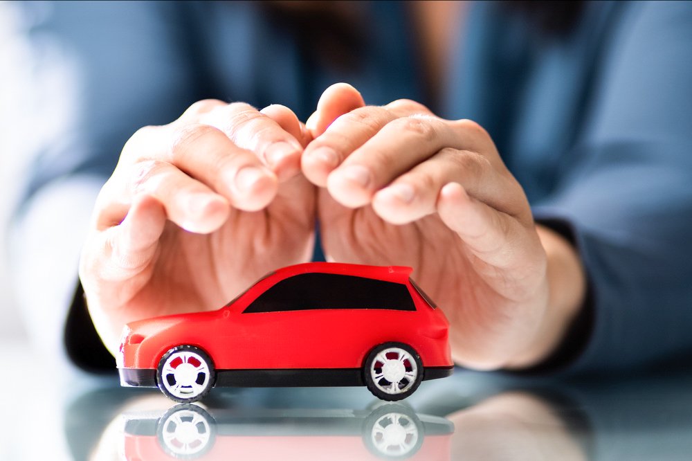 Более трети договоров ОСАГО с рискованными автовладельцами передается в перестраховочный пул