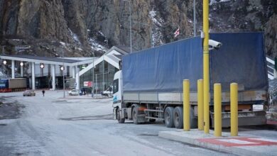 Почему «Верхний Ларс» на границе с Грузией закрыли для легковых машин? | Пробки/дороги | Авто