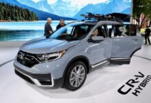 Автомобиль Honda CR-V стали продавать в России под названием Breeze