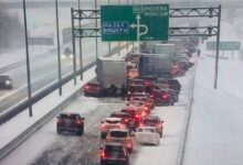 Виноваты ли дорожники в ДТП на М-11? 10 вопросов про лед на зимних трассах