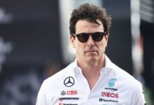 Руководитель команды «Формулы-1» Mercedes попал в аварию на съёмках сериала Netflix