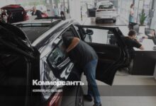 В марте россияне эмоционально скупали машины, опасаясь их удорожания